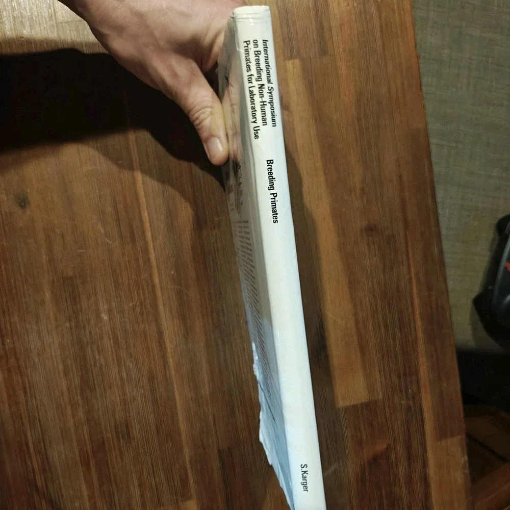 International Symposium on Breeding‎ Non-human Primates for Laboratory Use 1971 - Picture 3 of 6